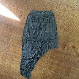 Tobi side high/low skirt size M